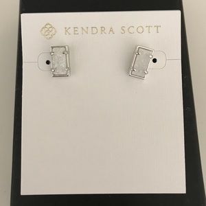 Kendra Scott silver / crystal earrings